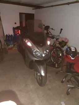 Predam Yamaha Majesty 400