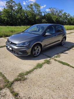 Volkswagen Golf 1.5 TSI R-Line Highline DSG