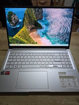Asus Vivobook 15x OLED model 2024 so 16gb ram ryzen 7 proces