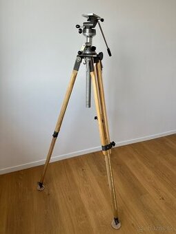 Drevený statív (Meopta/Pentacon) - robustný a stabilný