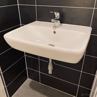 Sada znackovych umyvadiel KOLO + vodovodne baterie GROHE