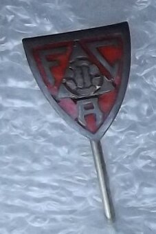 starý športový odznak - fotbal