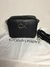 Calvin Klein čierna kabelka na predaj