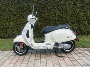 Vespa GTS 300 Super