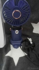 malý prenosný stolný ventilátor