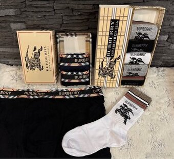 Burberry boxerky a ponožky
