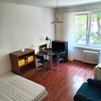 Garsónka na prenájom, Legerského, Bratislava, Nové mesto.