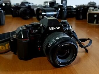 NIKON N2020 AF (Nikkor AF 35-70mm Japan) - 1986