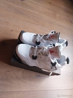 Jordan 4 wet cement Retro
