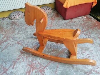 kôň