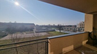 90 m² je pre vás veľa? Tak ani neotvárajte tento inzerát