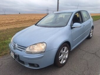 VW GOLF V 1,4 BENZÍN KLÍMA ROK 2008