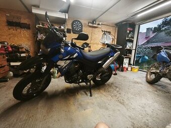 Yamaha - 1