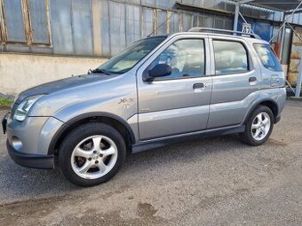 Predám Suzuki Ignis 1.3 benzín...Klíma,Tažné,Ohrev,8x gumy