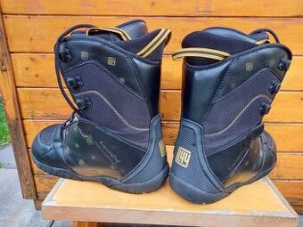 Predam snowboardove boty