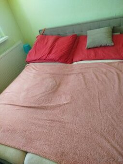 Manželská posteľ 160x200cm