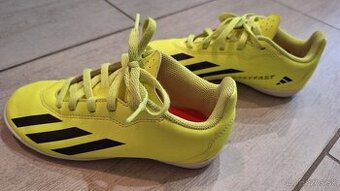 Detská halová obuv Adidas veľkosť