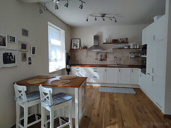 PRENÁJOM: 2 izbový byt, BA I - Staré mesto, Žabotova ulica