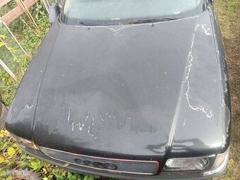 Audi 80,90 B4 predná kapota