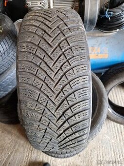 Predám zimné pneu Hankook 205/50r17