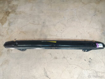 Výstuha zadného nárazníka GOLF IV a GOLF V