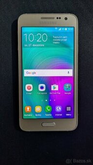 Samsung Galaxy A3 – zlatý, plne funkčný