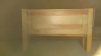 Jednolôžková posteľ