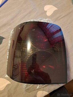 zadné ľavé svetlo