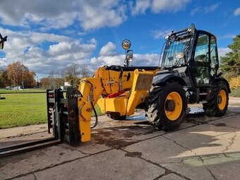 JCB 540-140 klimatizace, vyrovnávání Sway, hydraulické vidle