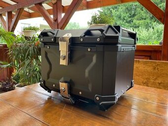 Univerzálny hliníkový. TOP CASE