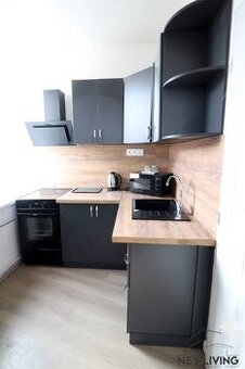 PRENÁJOM: 2 izbový moderný byt, centrum Piešťany