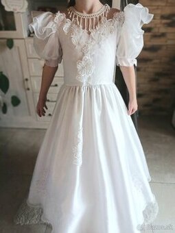 Šaty na sv.primanie