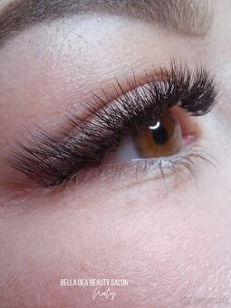 Umelé mihalnice – UV SYSTÉM ✨