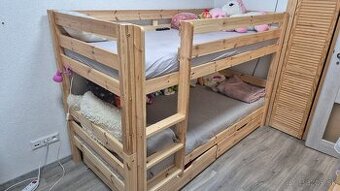 Poschodová posteľ s šuplíkmi