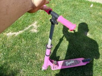 Dievčenská kolobezka