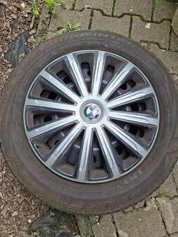 Starsie pneu na diskoch s BMW puklicami