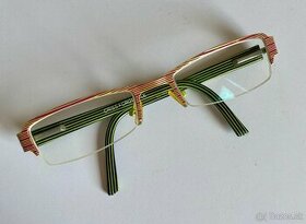Dioptrické okuliare vo výbornom stave - 1