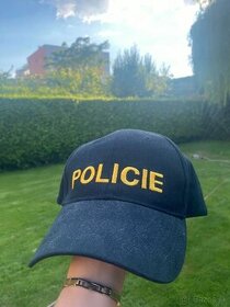 Policajná šiltovka českej polície