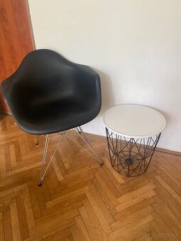 Predám stolik a stoličku - 15Eur