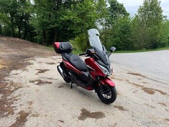 Honda Forza 350 so Smart kufrom - TOP stav
