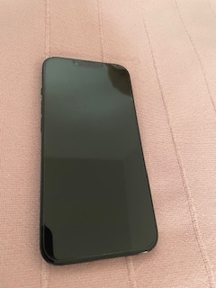 Krásny Iphone 13 128GB