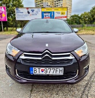 CITROËN DS4 1.6i/Manual.Lýdia Eckhardt.
