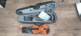 Husle 3/4 - Yamaha V5