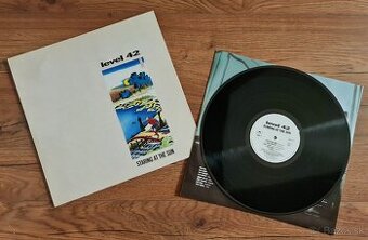 Level 42 - Staring at the sun LP 1988