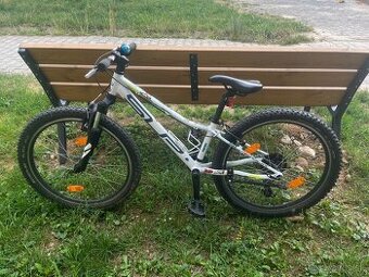 Bicykel Superior