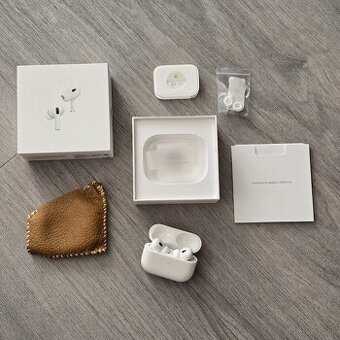 Apple AirPods Pro 2. generácie (kupované 1.11.2023)