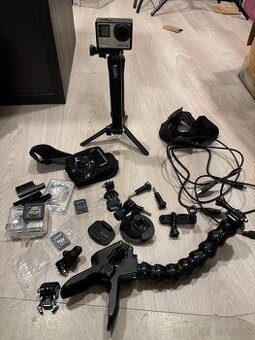 Predám GoPro Hero4 Black + bohaté príslušenstv