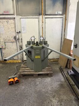 Pressta Eisele PV 8 - rohovací lis