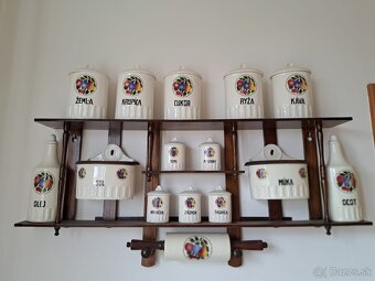 Starožitné keramické koreničky