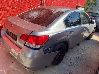 Rozpredám na diely Subaru Legacy 2.5 EJ25 Boxer